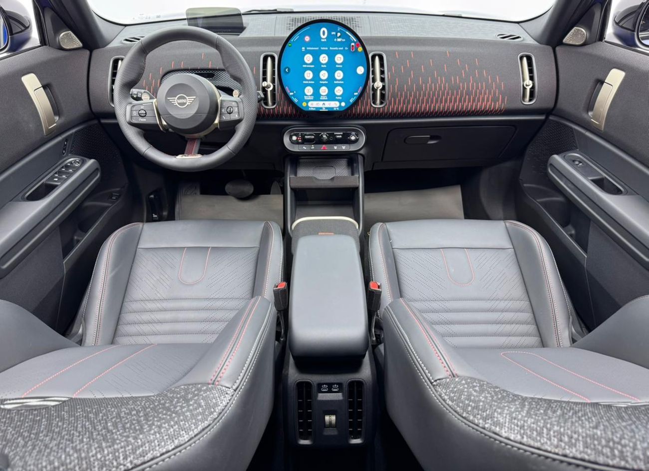 ميني كوبر إس كونتري مان 2025 Mini Cooper Countryman S Jcw Kit, Mini Warranty+Service Contract+Full Mini Service History, GCC