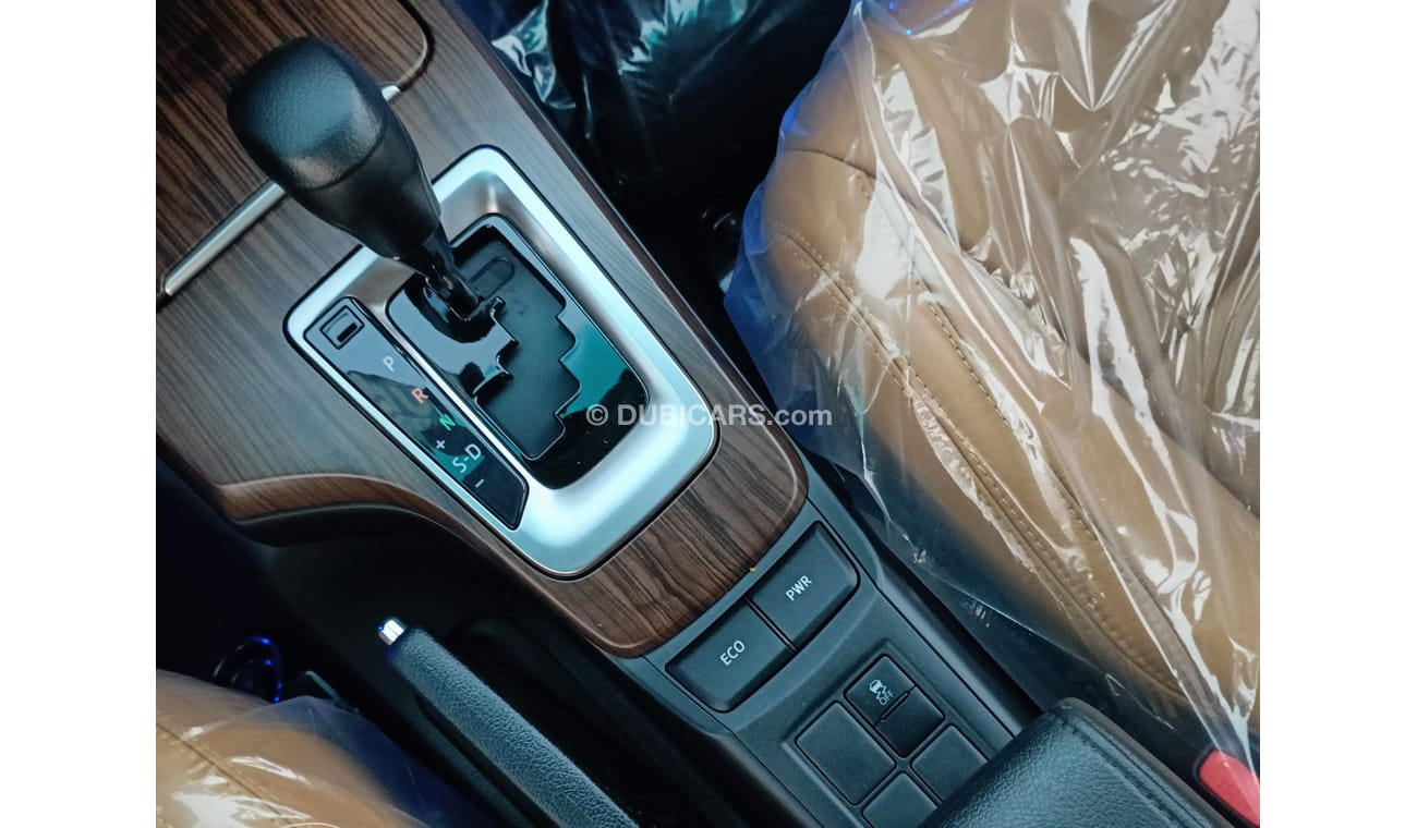 Toyota Fortuner 2.7L PETROL, LEATHER SEATS / REAR PARKING SENSOR (CODE # 60012)