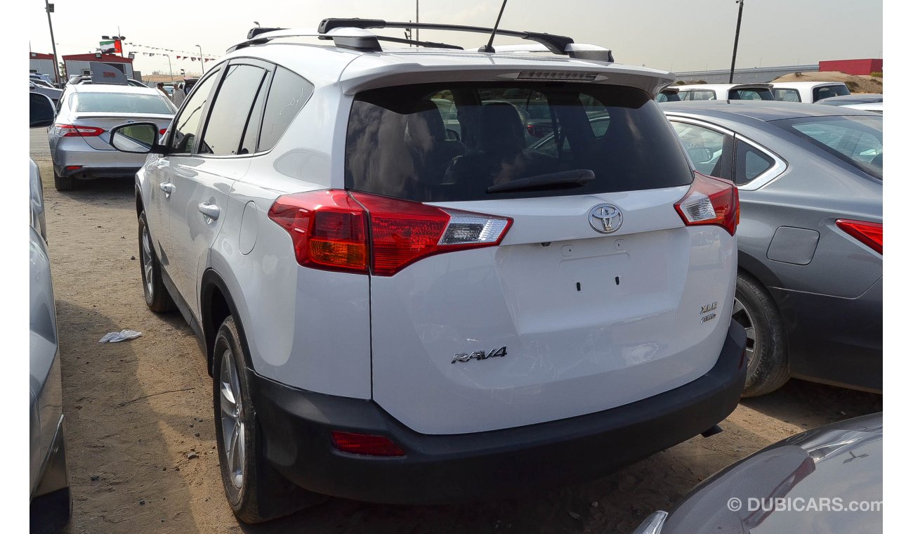 Toyota RAV4 XLE AWD