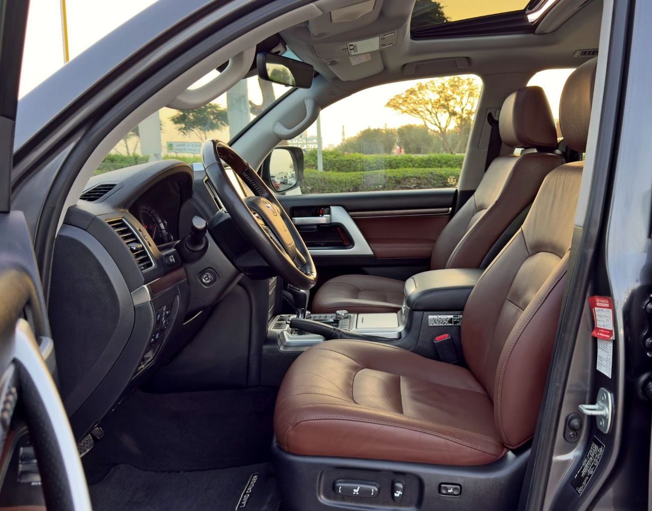 Toyota Land Cruiser VXR