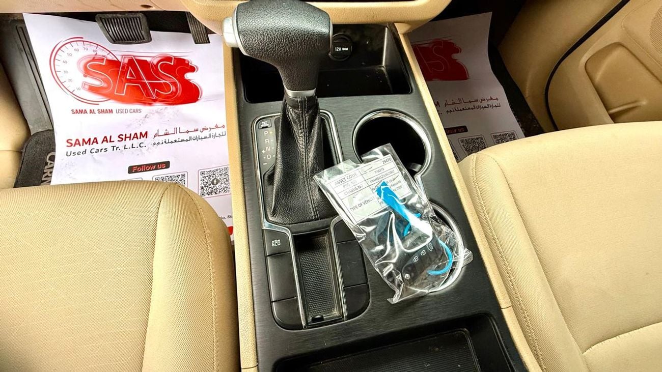 Kia Carnival EX 3.3L