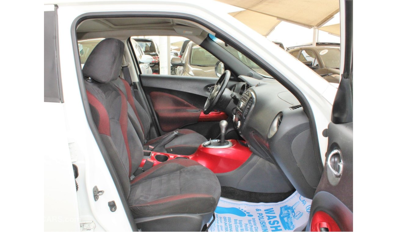 Nissan Juke ACCIDENTS FREE - GCC - SUNROOF - CAR IS IN PERFECT CONDITION INSIDE OUT