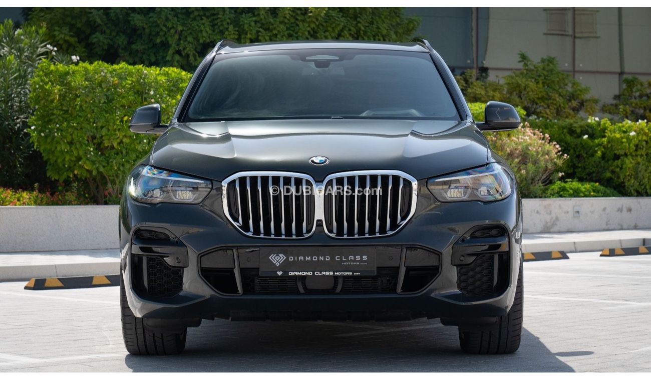 BMW X5 xDrive40i Luxury M Sport Package BMW X5 XDrive 40i Panoramic *M* -pack Head-up Display 2022 GCC Serv