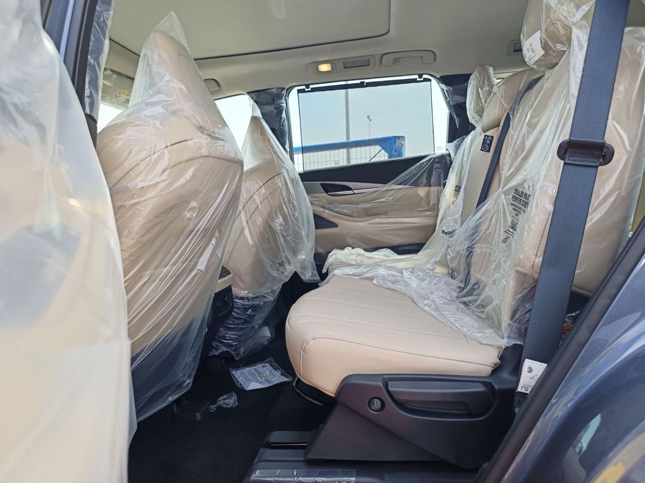 Infiniti QX60 3.5L V6 A/T / CLIMATE PACKAGE ( FOR EXPORT ONLY)