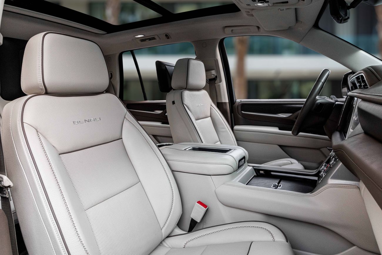 GMC Yukon Yukon Denali | 4,505 P.M | 0% Downpayment | Agency Warranty!