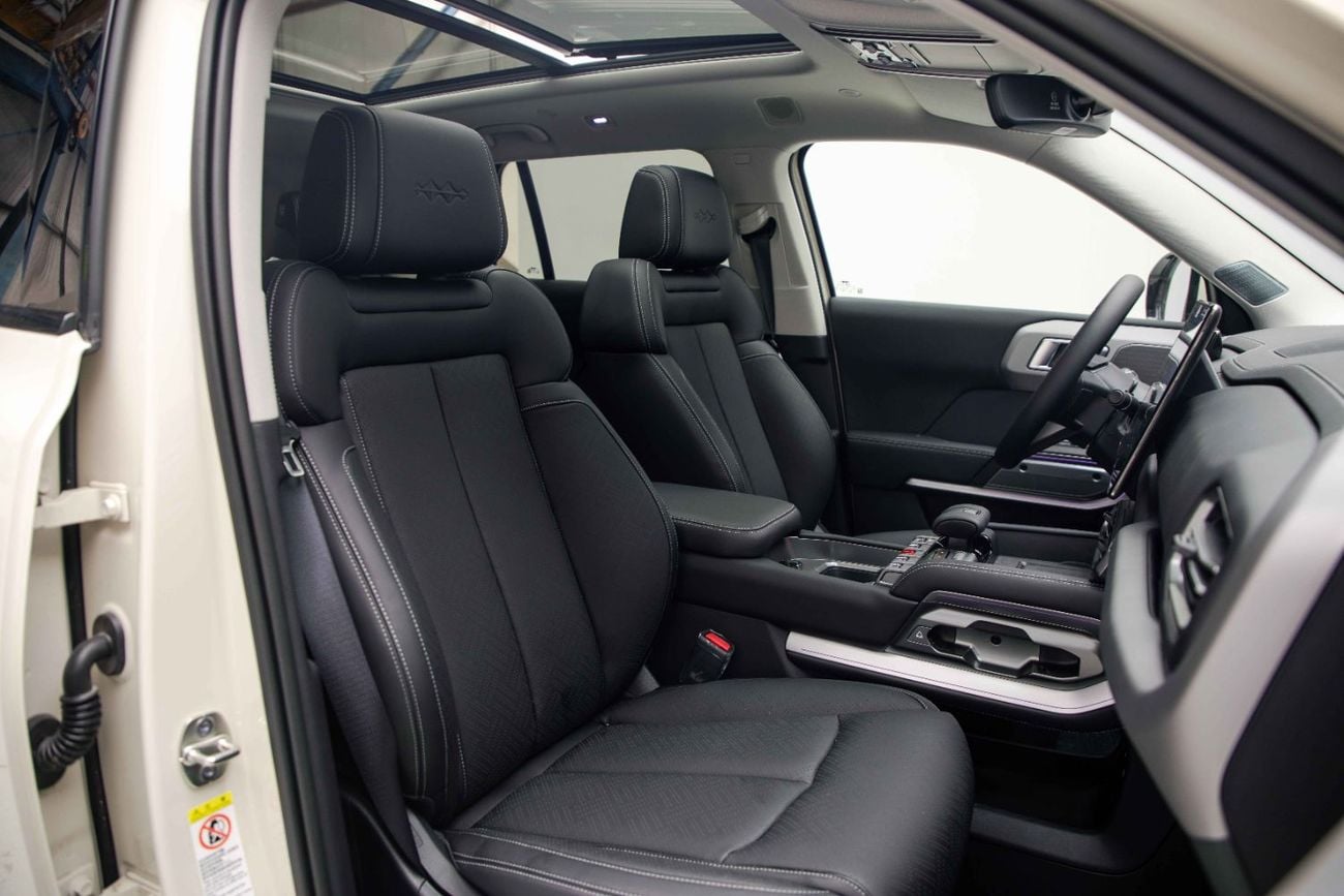 BYD Leopard Titanium 3 ID Ultra - White Inside Black | Export Only