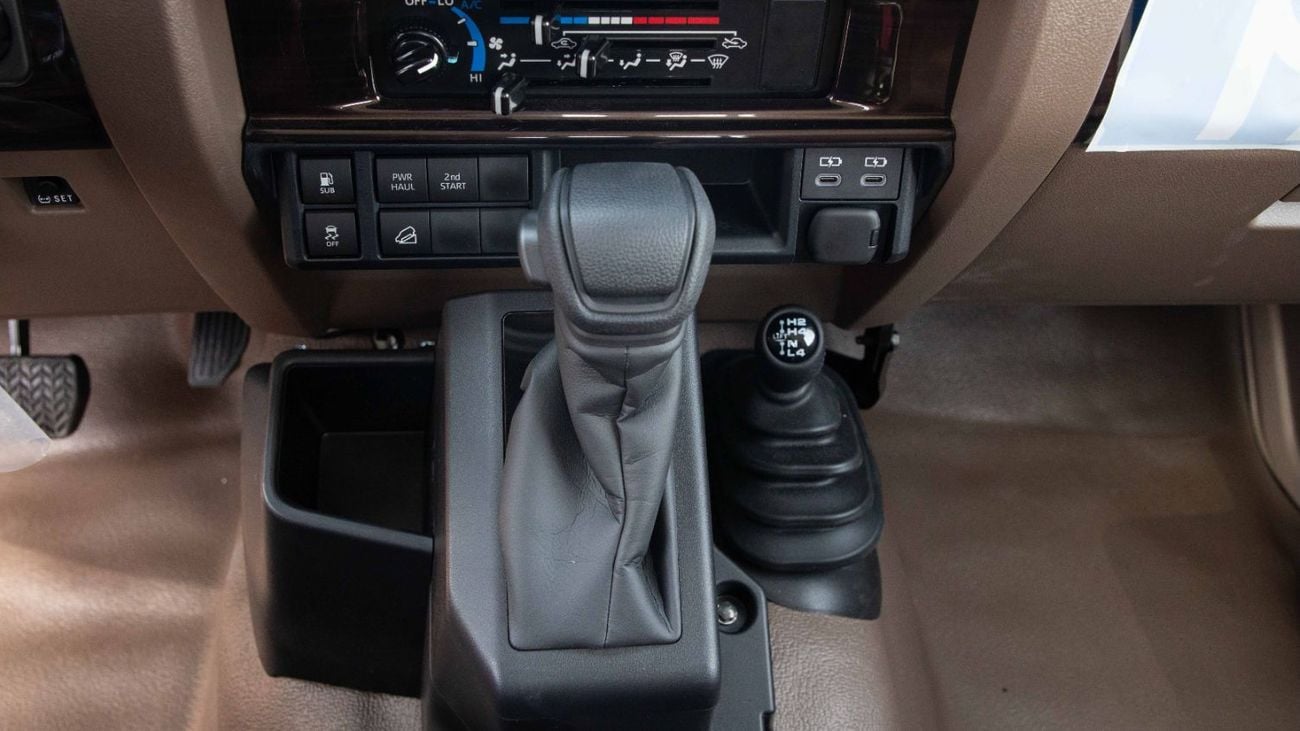 Toyota Land Cruiser Pick Up TOYOTA LANDCRUISER 4.0L PETROL 2025