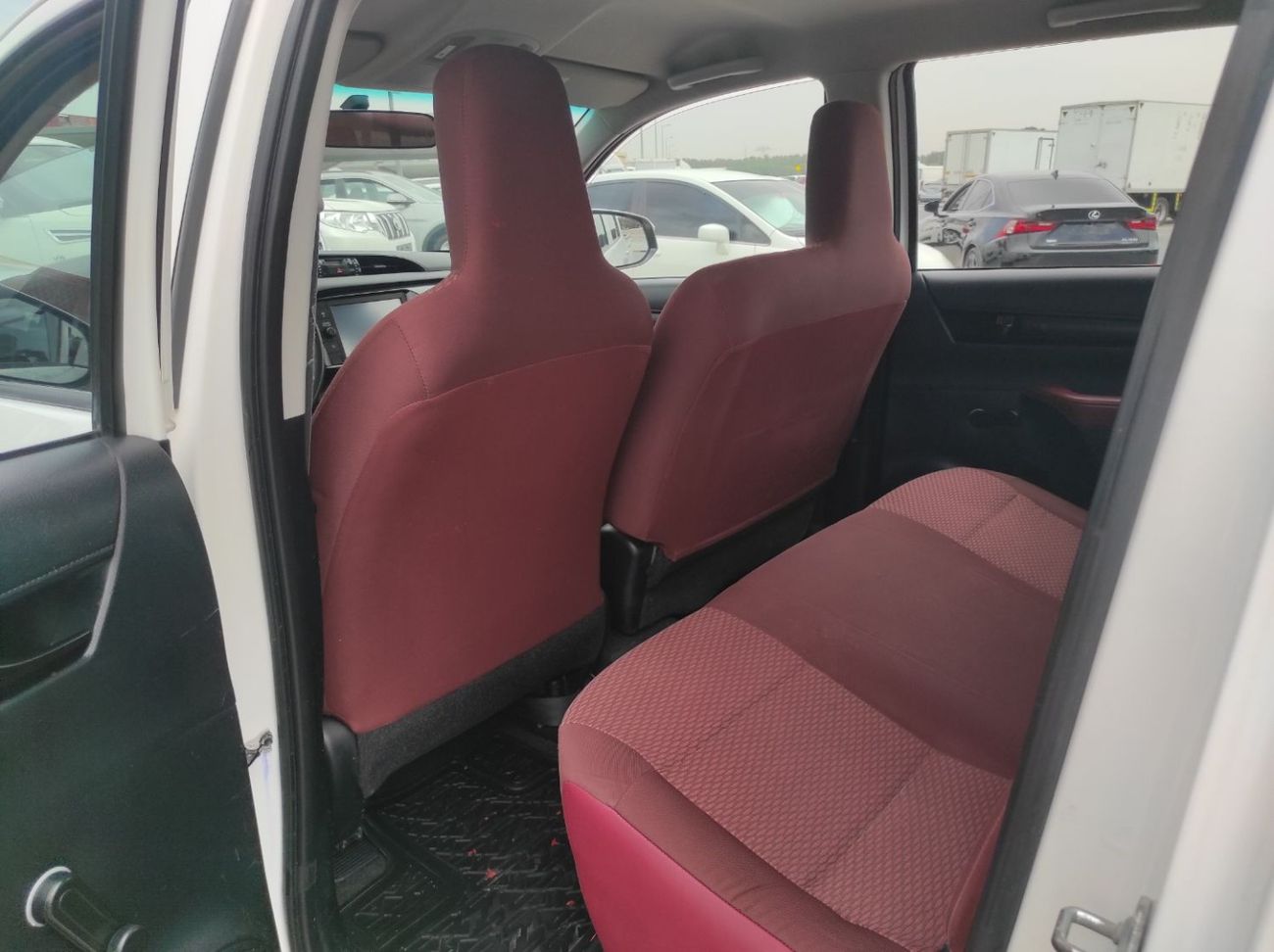 Toyota Hilux DLS 2.7L Toyota Hilux 2021 manual 4×2 petrol