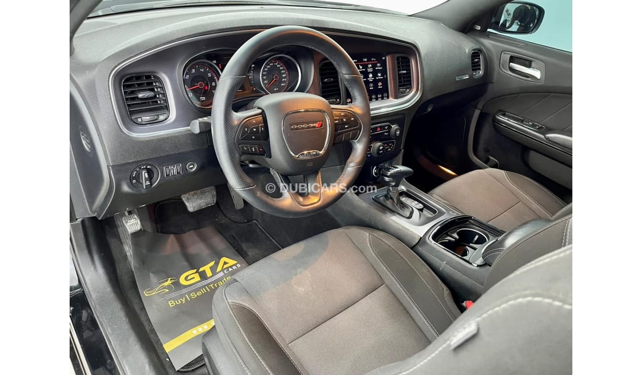 دودج تشارجر SXT 2018 Dodge Charger SE, Full Service History, Warranty, GCC