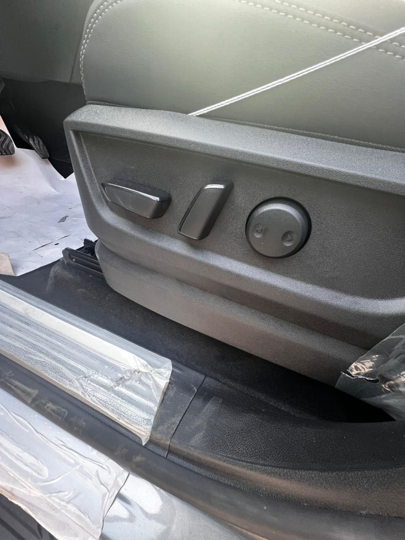 Nissan Patrol Nissan Patrol SE-T2 V6 3.8L Model 2026