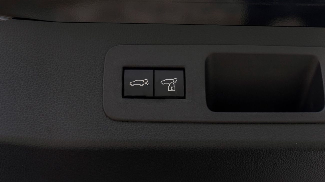 تويوتا لاند كروزر LC VX 3.3D\(LHD) TOYOTA LAND CRUISER LC300 VX 3.3D AT MY2025 – BLACK