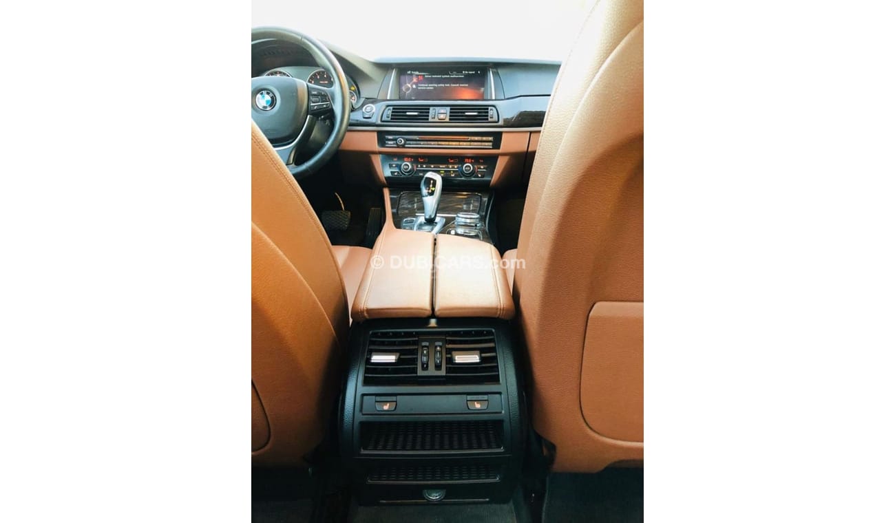 BMW 528i i-Series-DVD-SUNROOF-POWER SEATS-ALLOY RIMS-CRUISE-LEATHER SEATS-NAVIGATION-REAR CAMERA