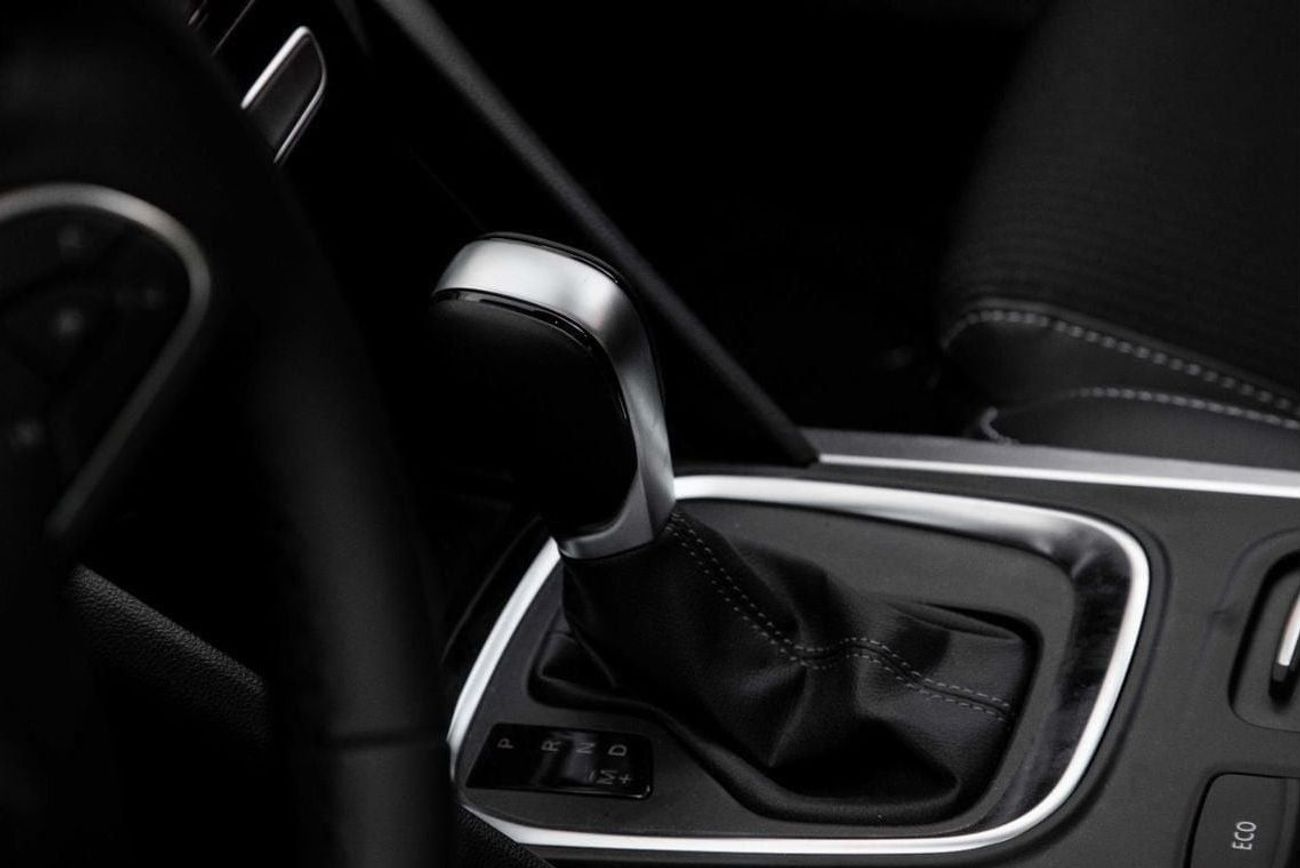 Renault Megane Top Option | 1,175 P.M  | 0% Downpayment | Perfect Condition!