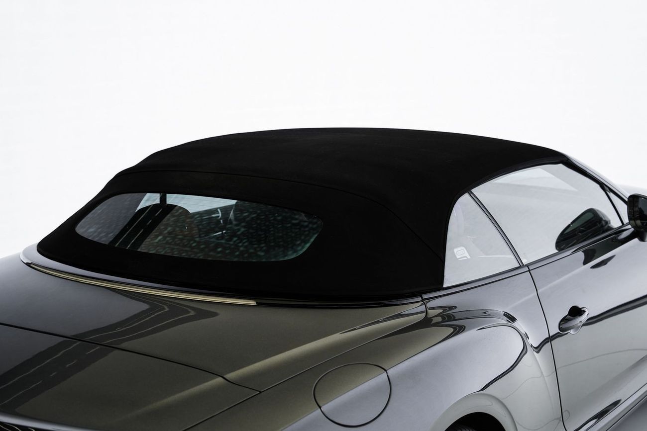 بنتلي كونتيننتال جي تي سي Bentley GTC V8 Black Edition