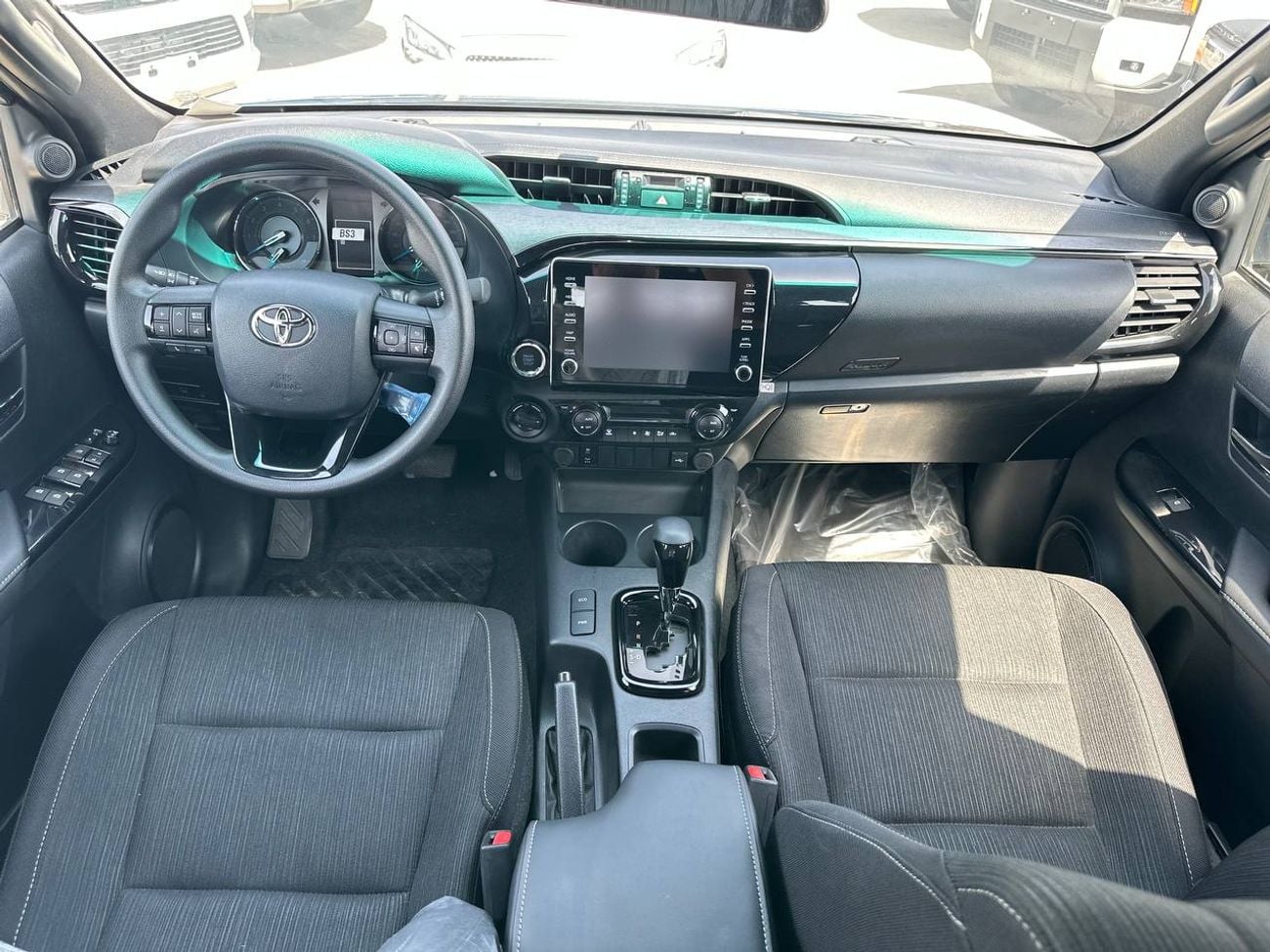 Toyota Hilux Adventure 4.0L PTR A/T // 2025 // Full Option with DVD&360 Camera , Cruise Control , Diff Lock // Sp