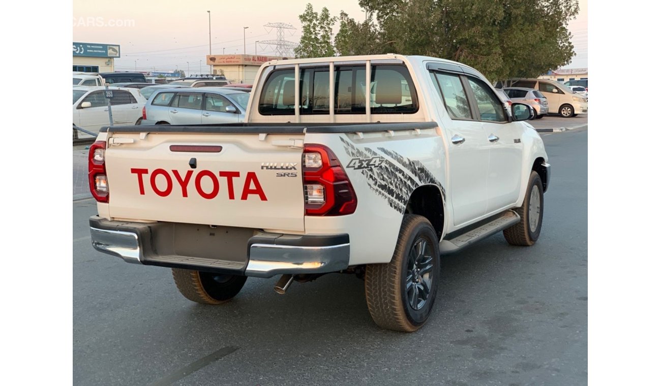 Toyota Hilux SR5 2021 2.7