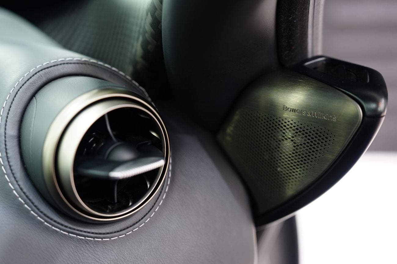 مكلارين 720S Lifting System, 360° Camera, McLaren Warranty!!