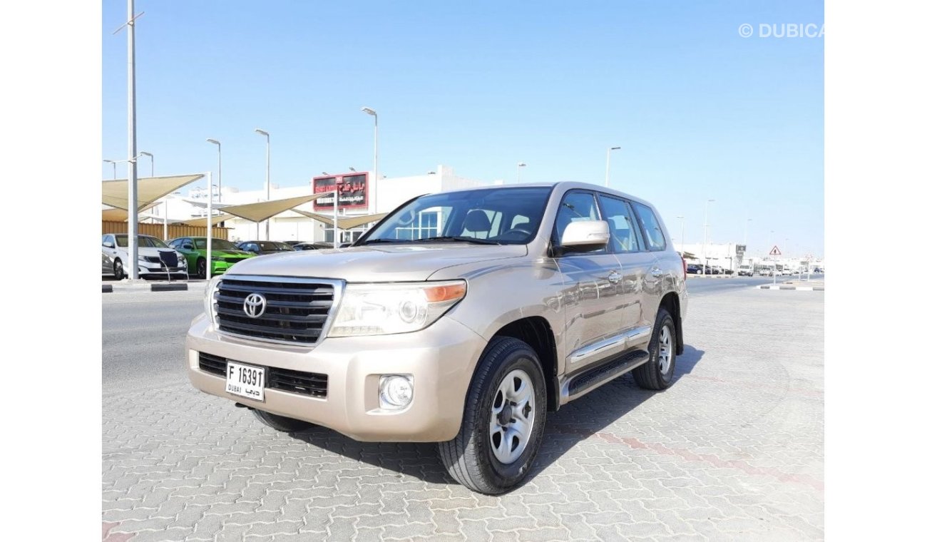 Toyota Land Cruiser Toyota Land Cruiser GCC 2011 sunroof