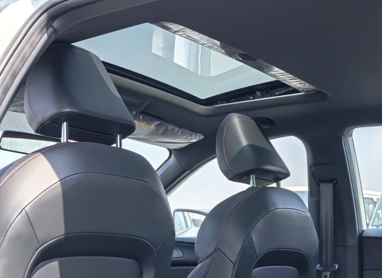 أم جي 5 2025 MG5 1.5L LUXURY AUTOMATIC TRANSMISSION FULL OPTION