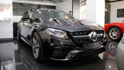 Mercedes Benz E63 AMG S 4 Matic
