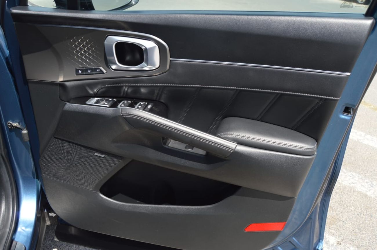 Kia Sorento Kia Sorento 2022 RHD diesel engine blue colour