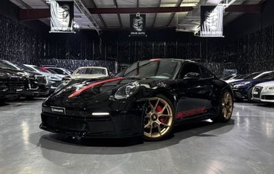 Porsche 911 CARRERA 3.0L (444 HP) Coupe 2020 Porsche 911, Just Been Serviced, Excellent Condition, GCC
