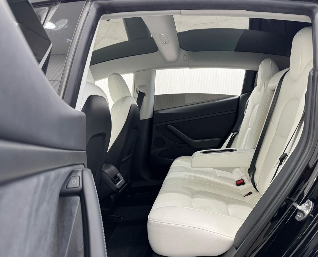 تسلا موديل 3 2021 Tesla Model 3 Performance , Agency Battery Warranty 6/29 or 192k, Full Service History, GCC