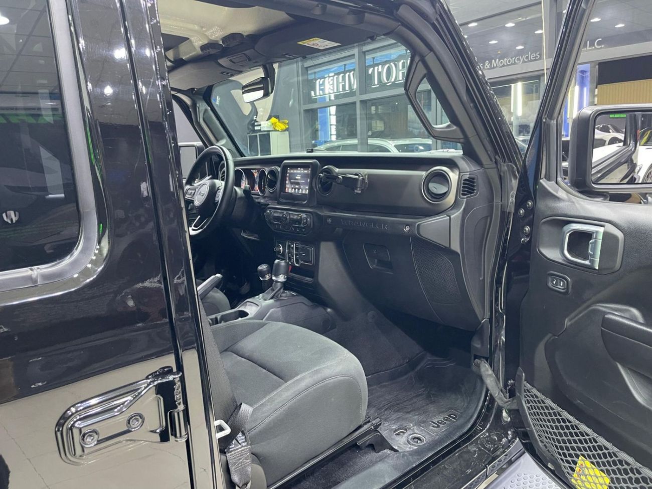 جيب رانجلر Unlimited Sport 3.6L A/T