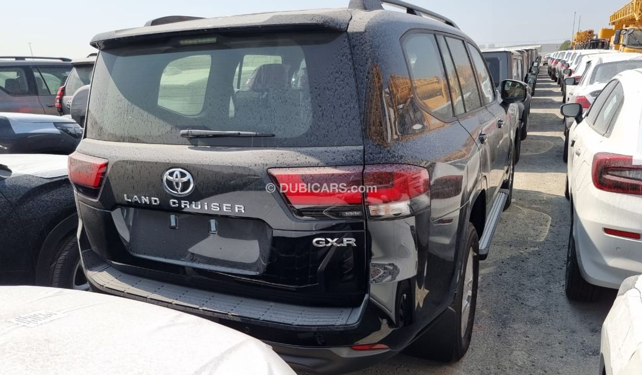 تويوتا لاند كروزر Toyota Land Cruiser 300 4.0 Ltr petrol GXR