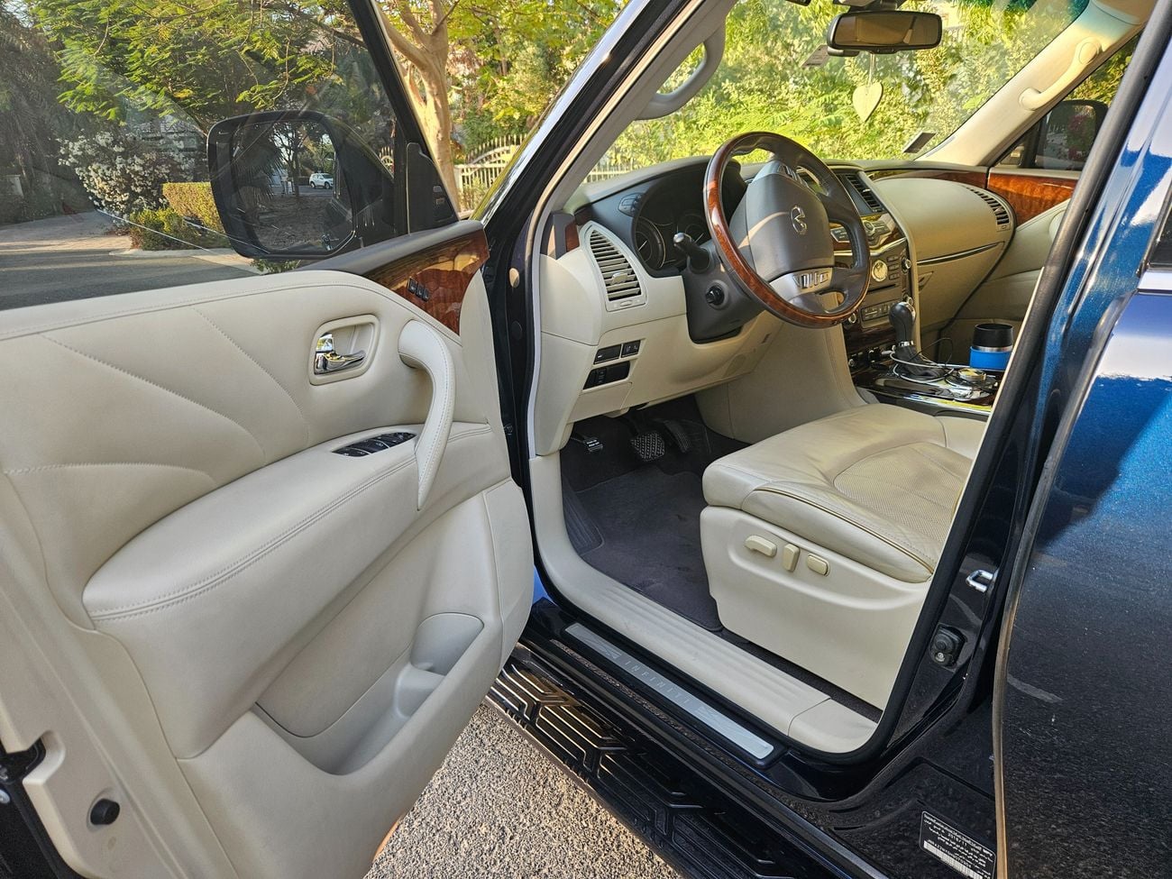إنفينيتي QX80 LUXURY