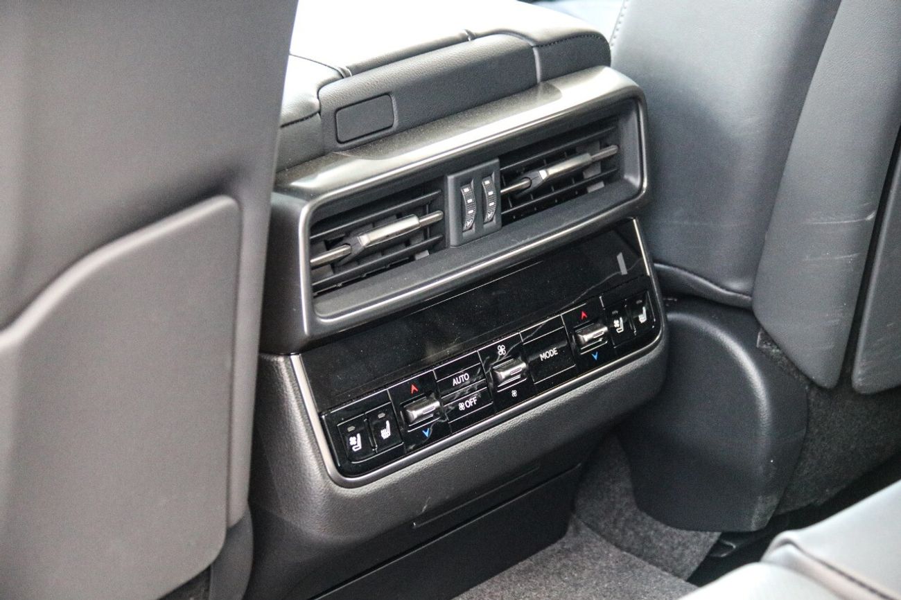 Lexus LX 600 SIGNATURE, 3.5L V6 PETROL, SUNROOF WITH RADAR, HIGH OPTION