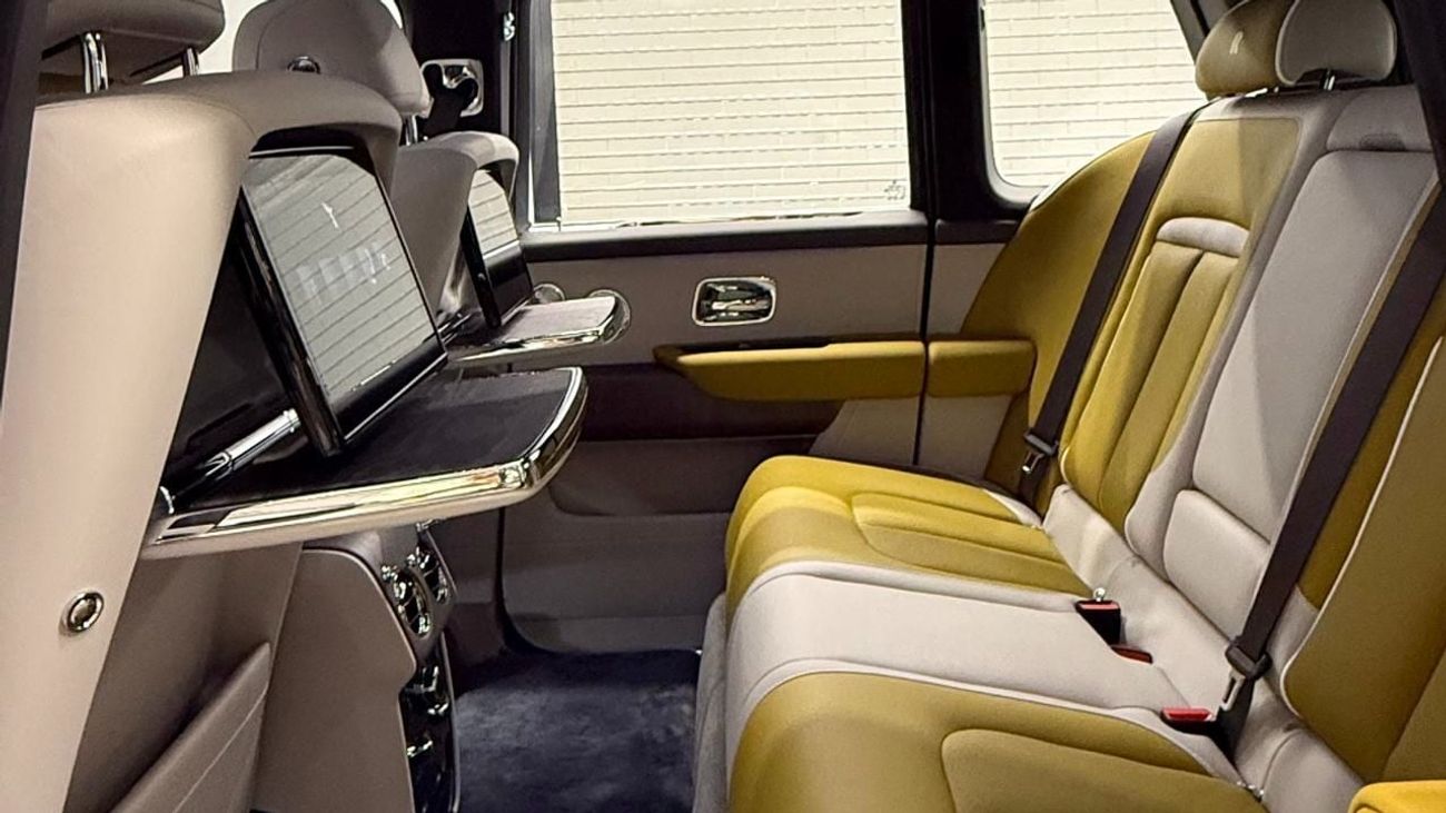 Rolls Royce Cullinan Brand New | European Specs | Special Exterior & Interior Colors
