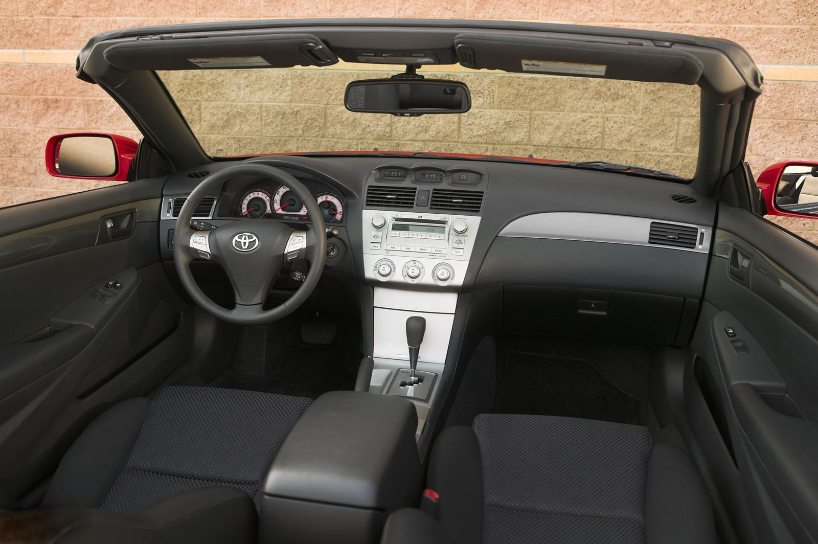 Toyota Solara interior - Cockpit