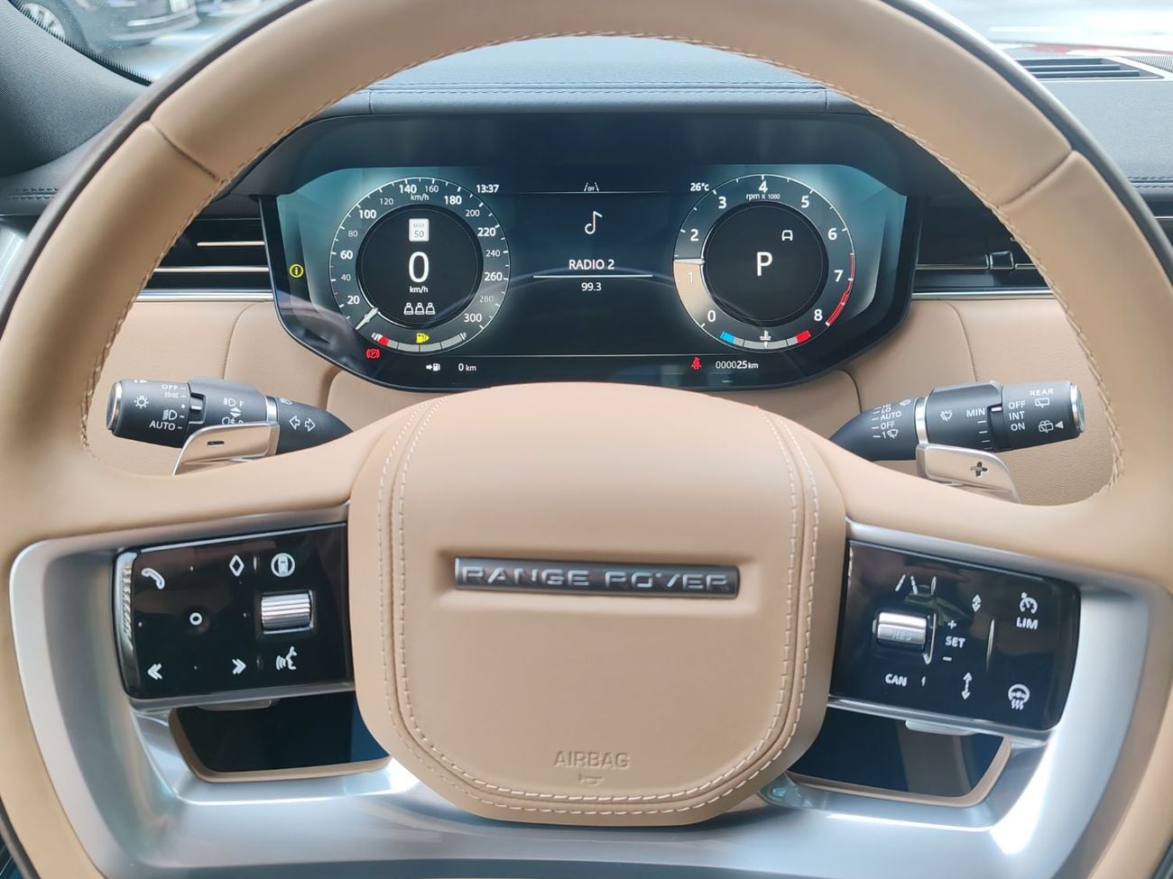 Land Rover Range Rover LWB HSE P530 4.4L