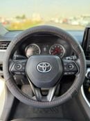 تويوتا راف ٤ XLE leather seats, push start