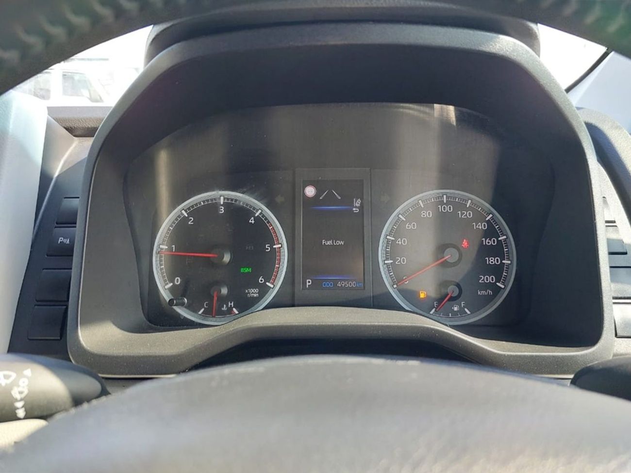 Toyota Hiace TOYOTA HIACE COMMUTER VAN RHD 2024 MODEL 2.8 L DIESEL AUTOMATIC(PM22807)