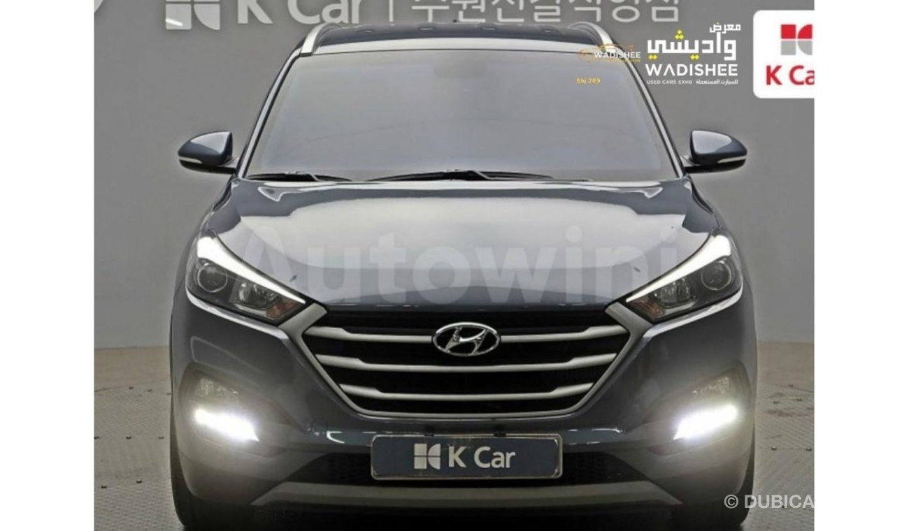 Hyundai Tucson هيونداي توسان من غير حوادث //صبغ الوكالة/