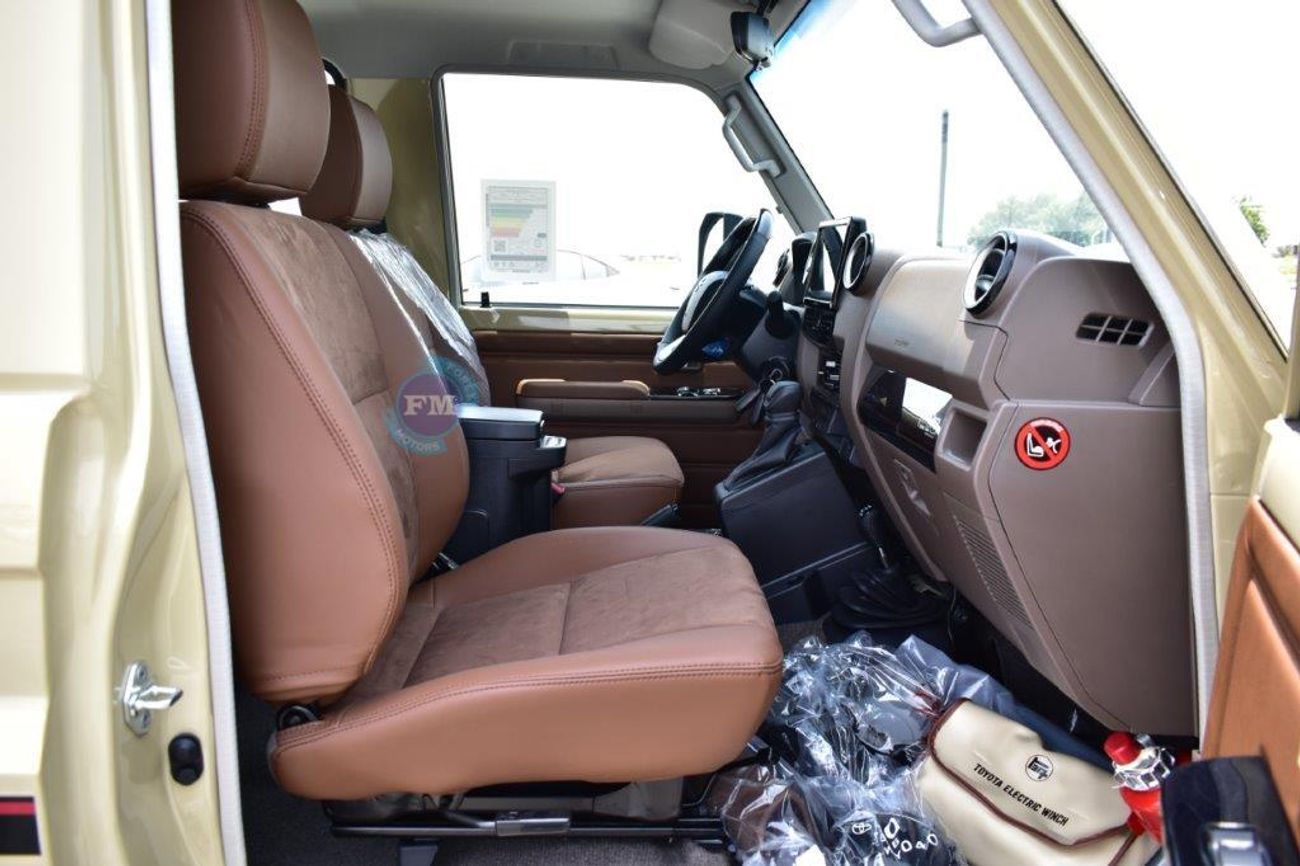 Toyota Land Cruiser 70 71 Hardtop V6 4.0L Petrol 4WD Automatic