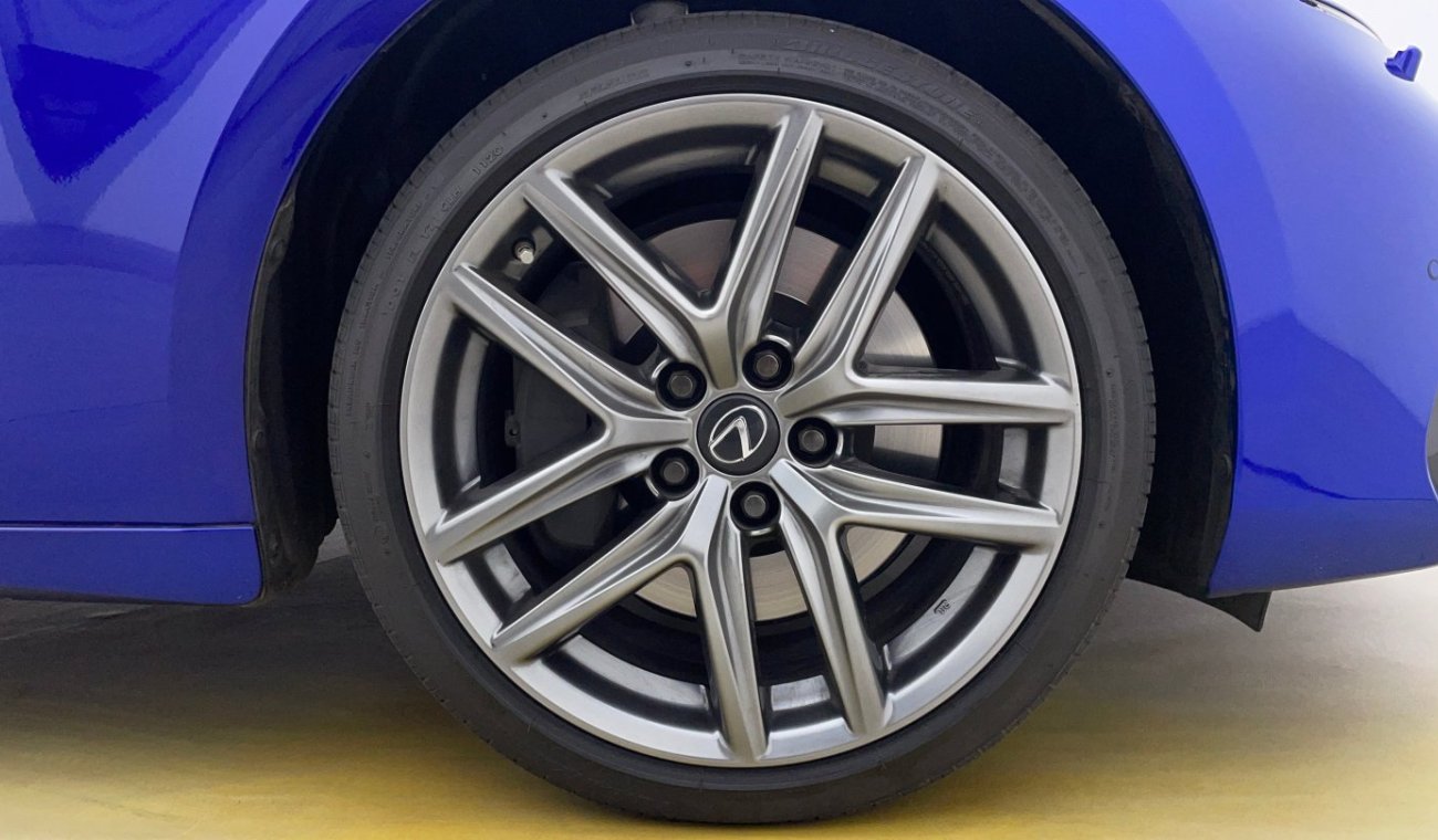 Lexus IS 350 F SPORT PLATINUM 3.5 | Under Warranty | Inspected on 150+ parameters