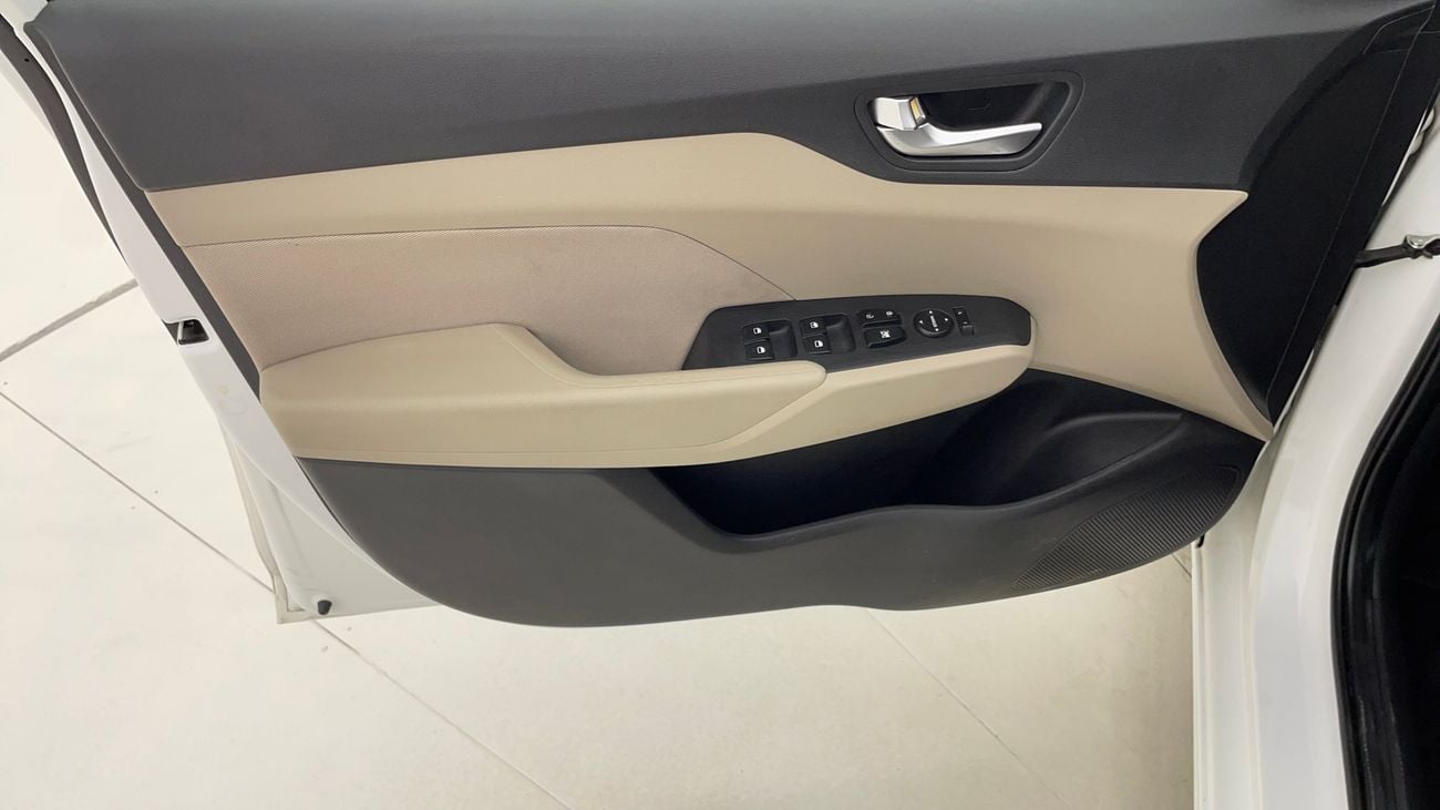 Hyundai Accent SMART 1.6 | Zero Down Payment | Free Home Test Drive