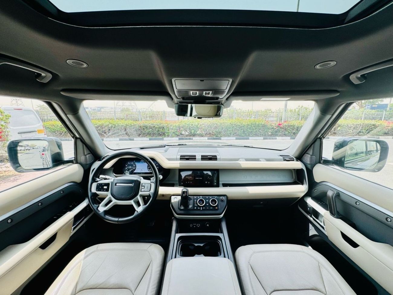 Land Rover Defender P400 110 HSE 3.0L (5 Seater) | LAND ROVER DEFENDER | P400 110 HSE  3.0L | GCC SPECS | YEAR 2021 |