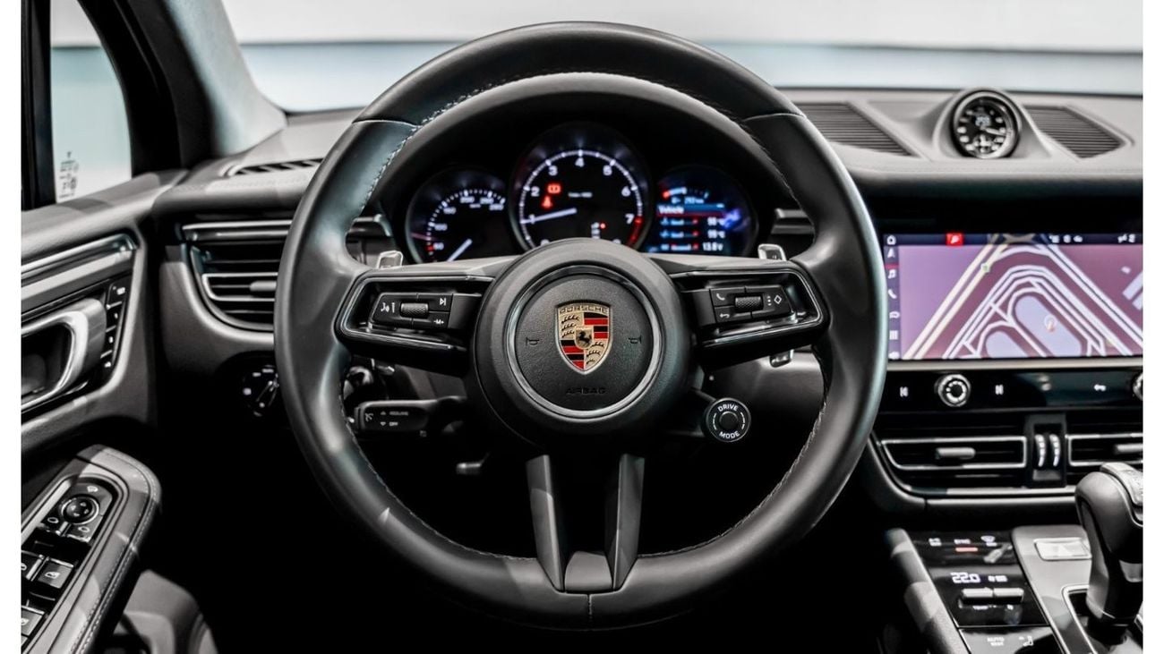 Porsche Macan 2024 Porsche Macan, 2026 Porsche Warranty, Sports Exhaust, Low KMs, GCC