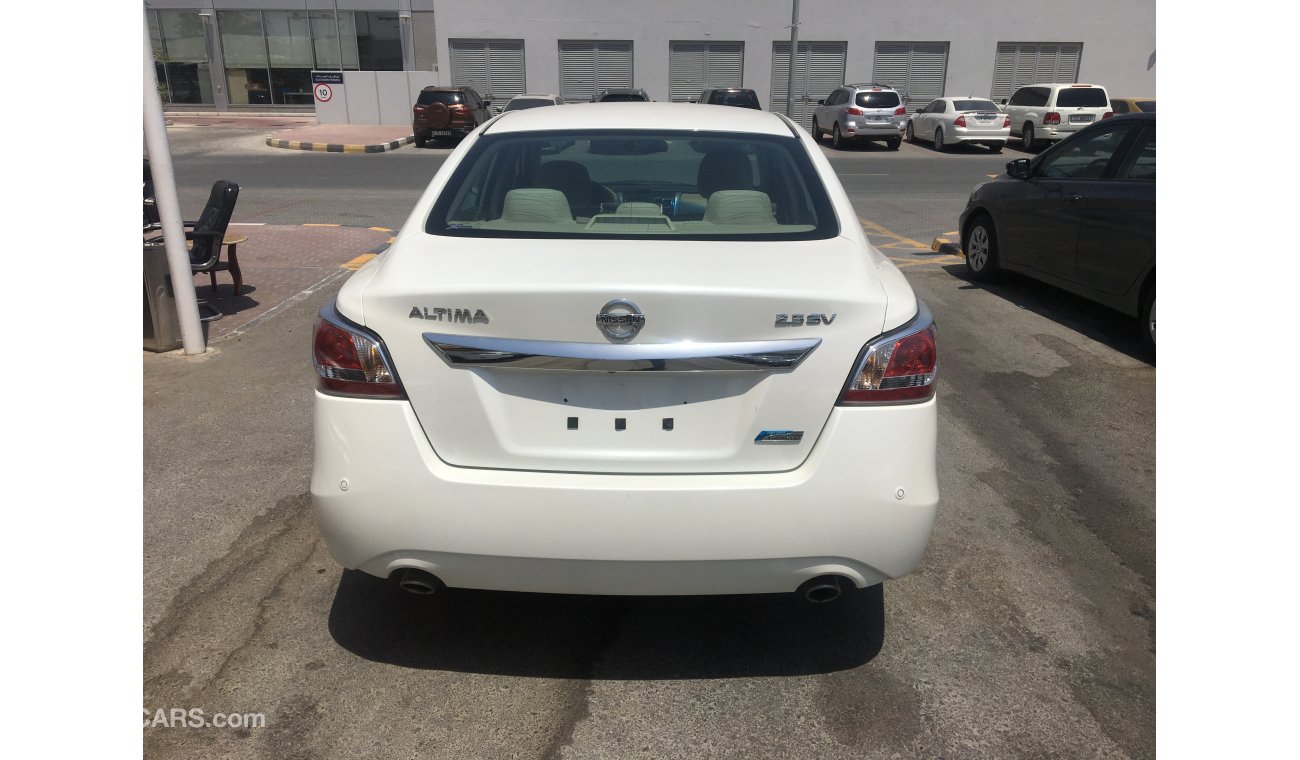 Nissan Altima we offer : * Car finance services on banks * Extended warranty * Registration / export services