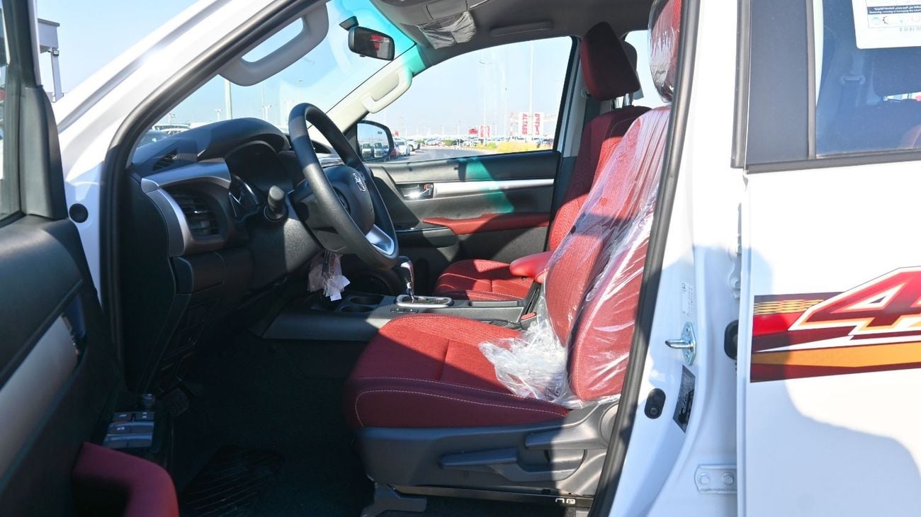 تويوتا هيلوكس Toyota Hilux 2025 2.7L Petrol pick-up 4WD