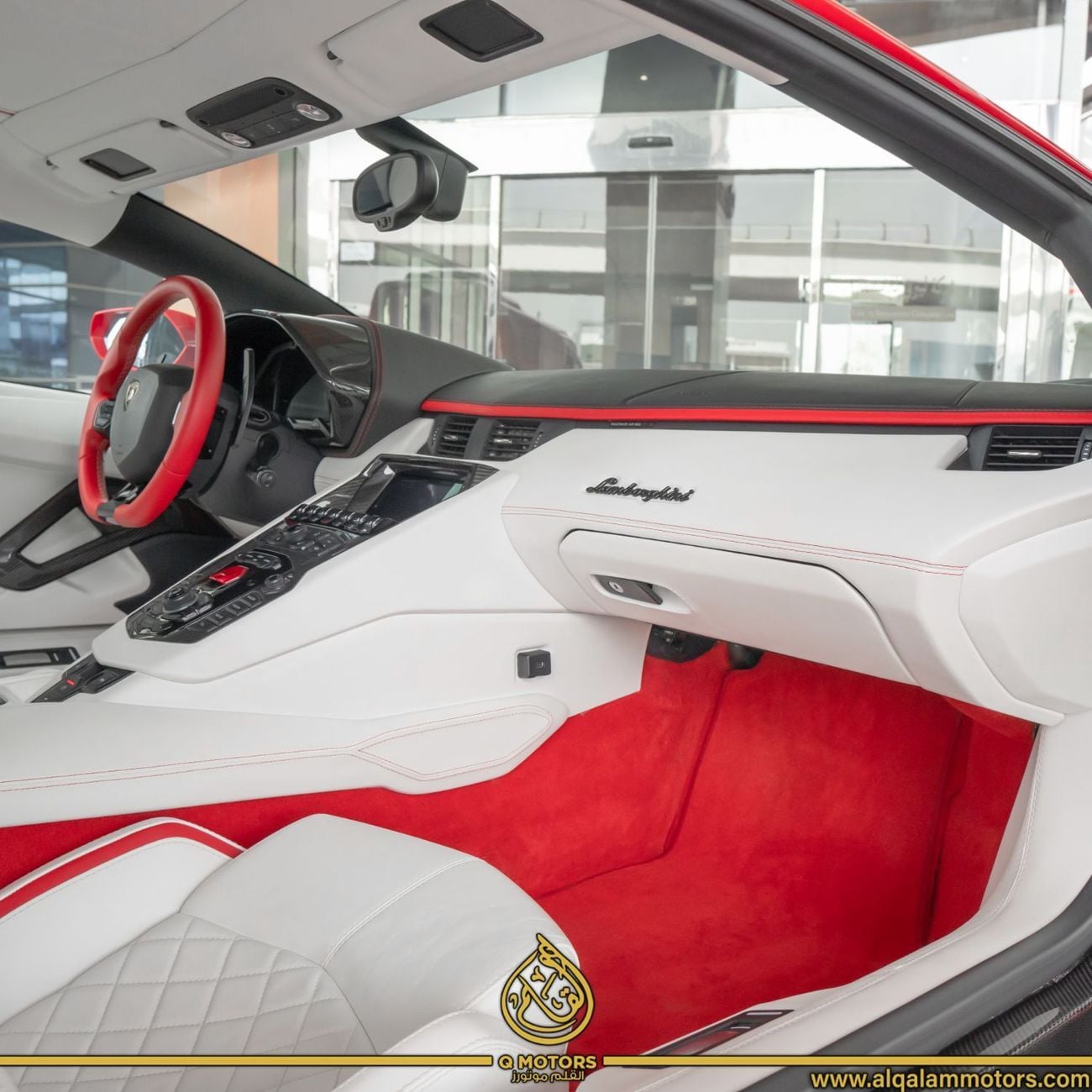 Lamborghini Aventador 2018 LAMBORGHINI AVENTADOR S ( 1 OF 1 ) GCC DONE ONLY 28,000KM