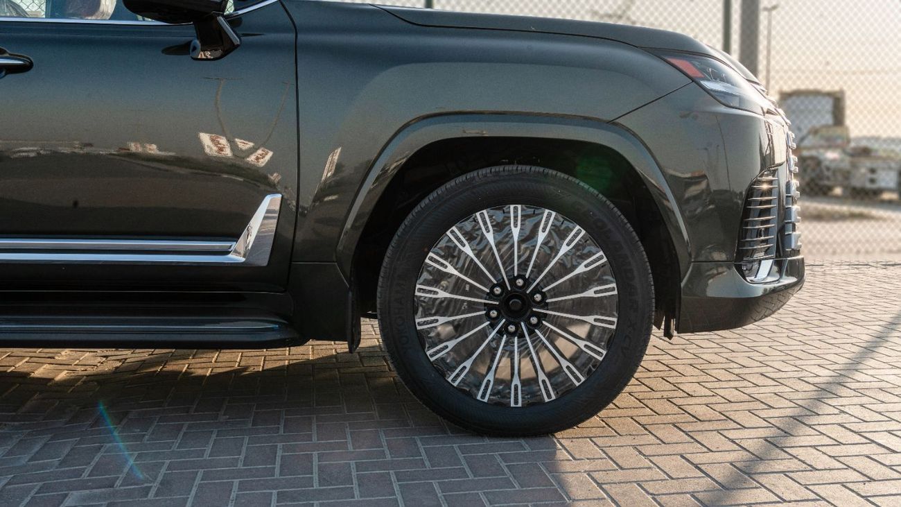 لكزس LX 700h VIP 2026 Lexus LX700h VIP 3.5L Hybrid (Green)