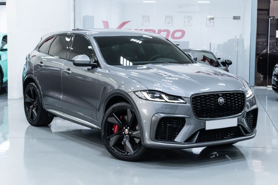 Jaguar F-PACE SVR 2022
