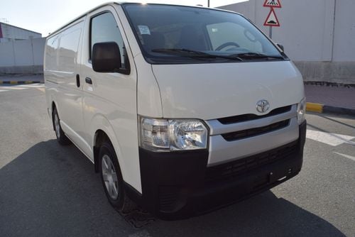 Toyota Hiace GL - Standard Roof Toyota Hiace Std roof Van, model:2016. Excellent condition