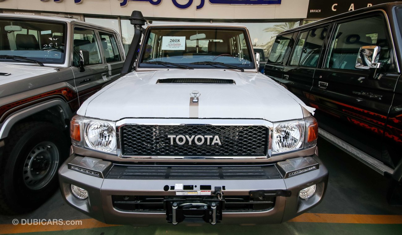 Toyota Land Cruiser Pick Up