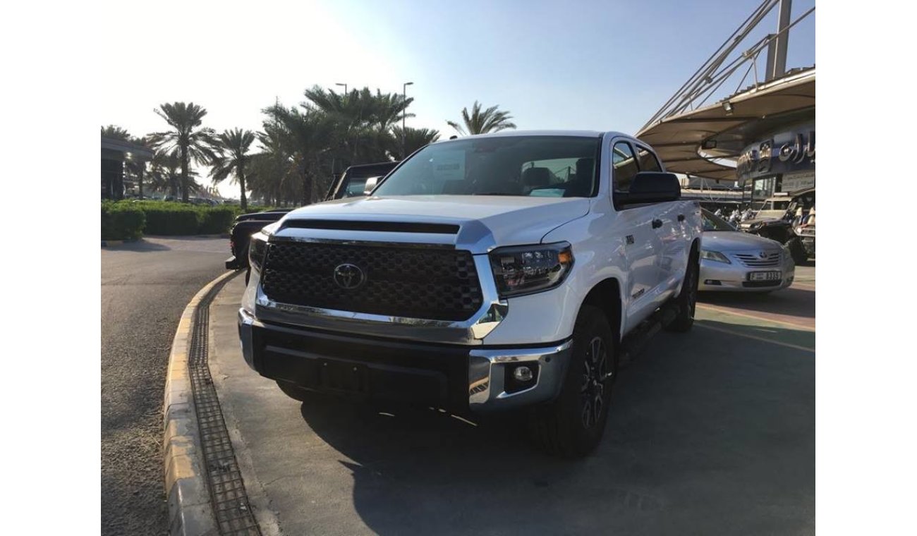 Toyota Tundra CREWMAX TRD 5.7L